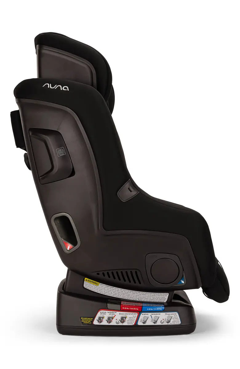 RAVA™ Flame Retardant–Free Convertible Car Seat